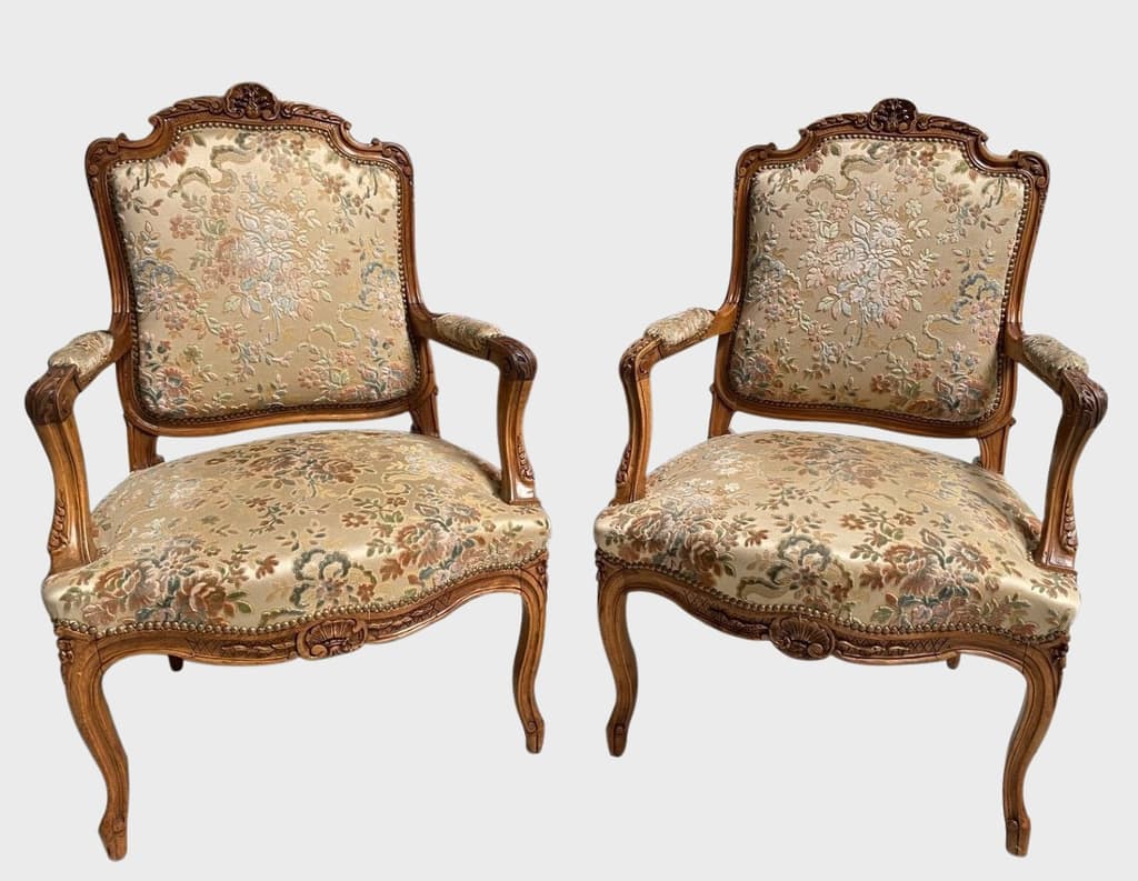 Pair of Louis XV style walnut armchairs, circa 1900 - Image 1