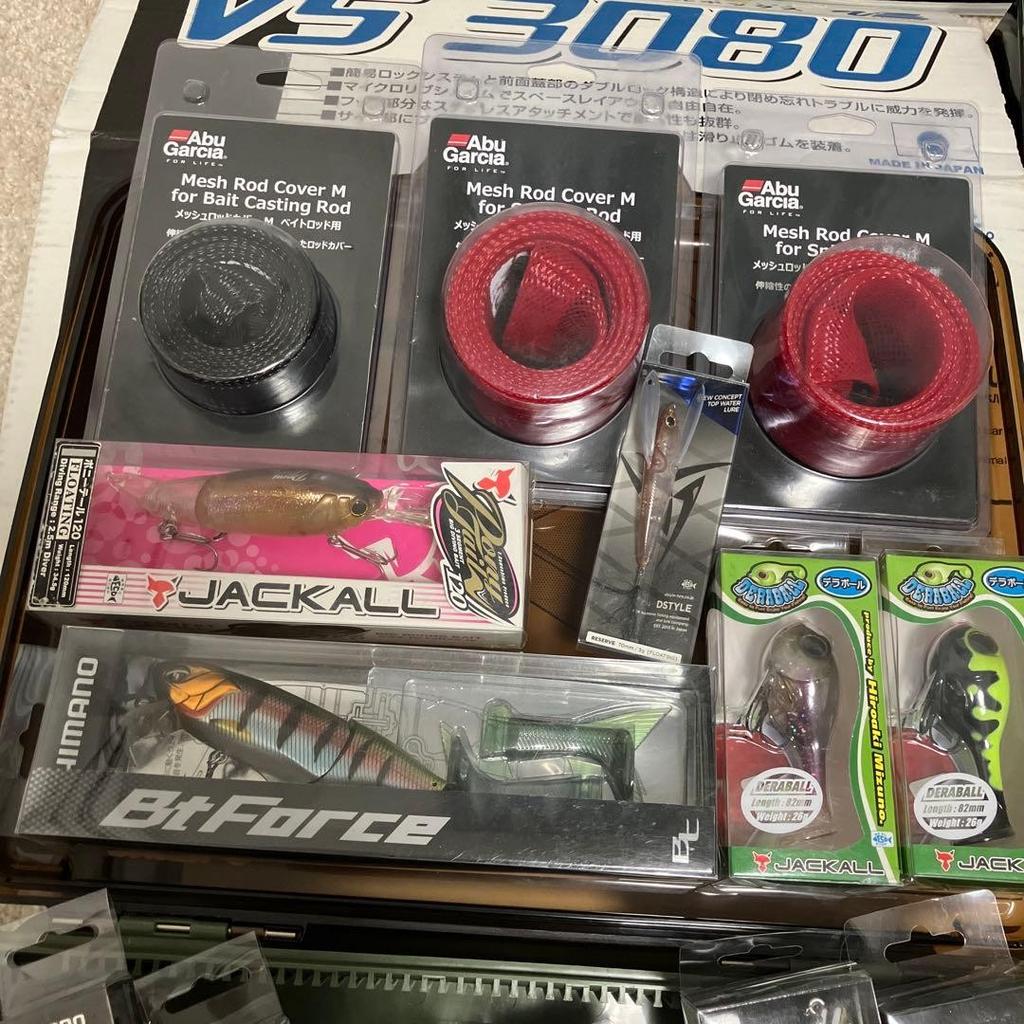 Bass fishing retirement settackle box, hard lures, soft lures, bait reel, etc. - Image 3