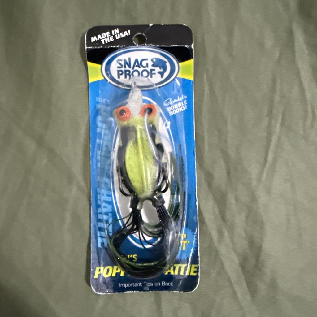 Snag Proof Ish's Phat Frog Sticky Green Color, Poppin Phattie - Image 1