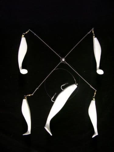 15"  4 Arm Umbrella Rig WHITE 9" Chase Bait  Striper Fishing Lures - Image 1