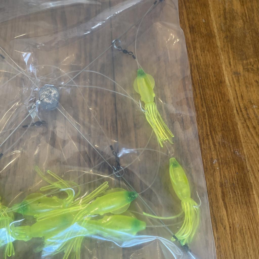 9” Umbrella Rig 4 Arm 11” With 5.5” Squid (9)  8/0 Mustad New Chartreuse Green - Image 9