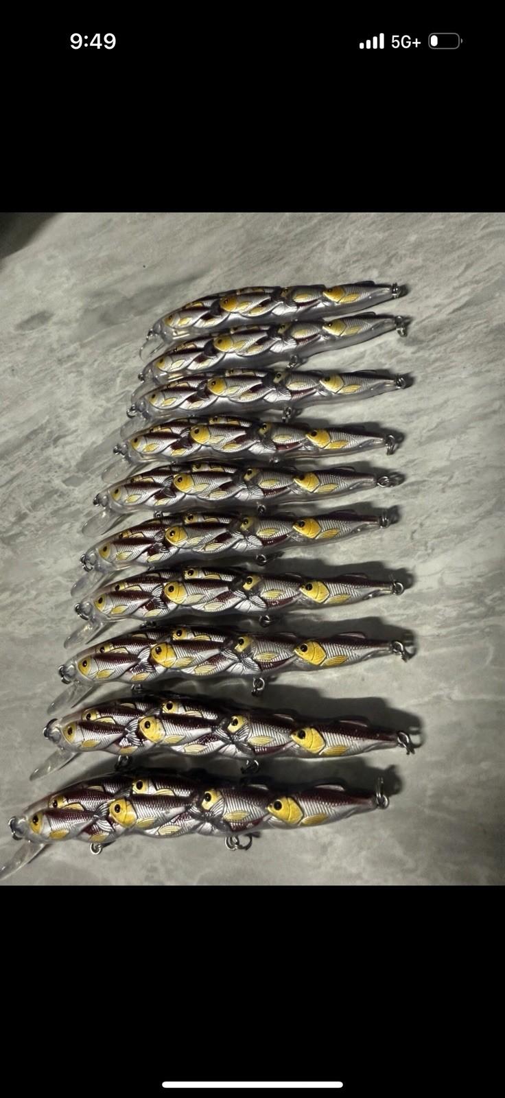 10 Pack Yearling Baitball Jerkbait 4 1/2 Length - Image 1