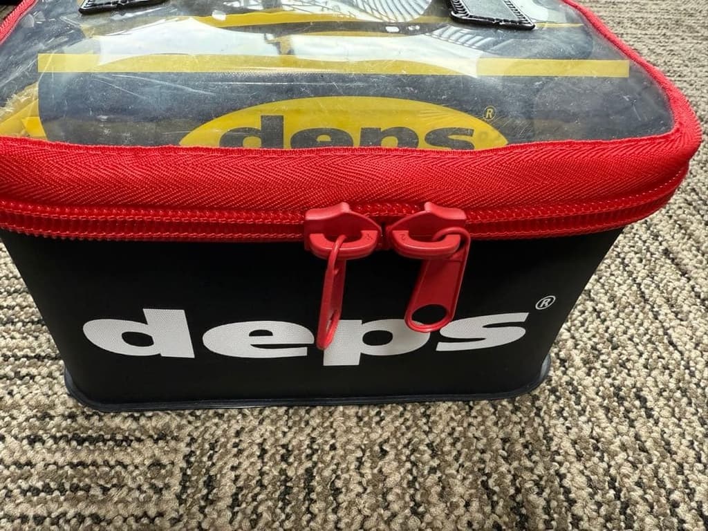 Depth worms 50+ bags + 5 tackle boxes + 2 box cases - Image 4