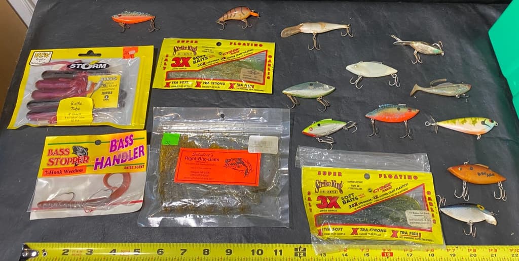 Bait Lure Strike King Lures and Baits w/ Storm Rattle Tube and Bass Stopper - Image 1