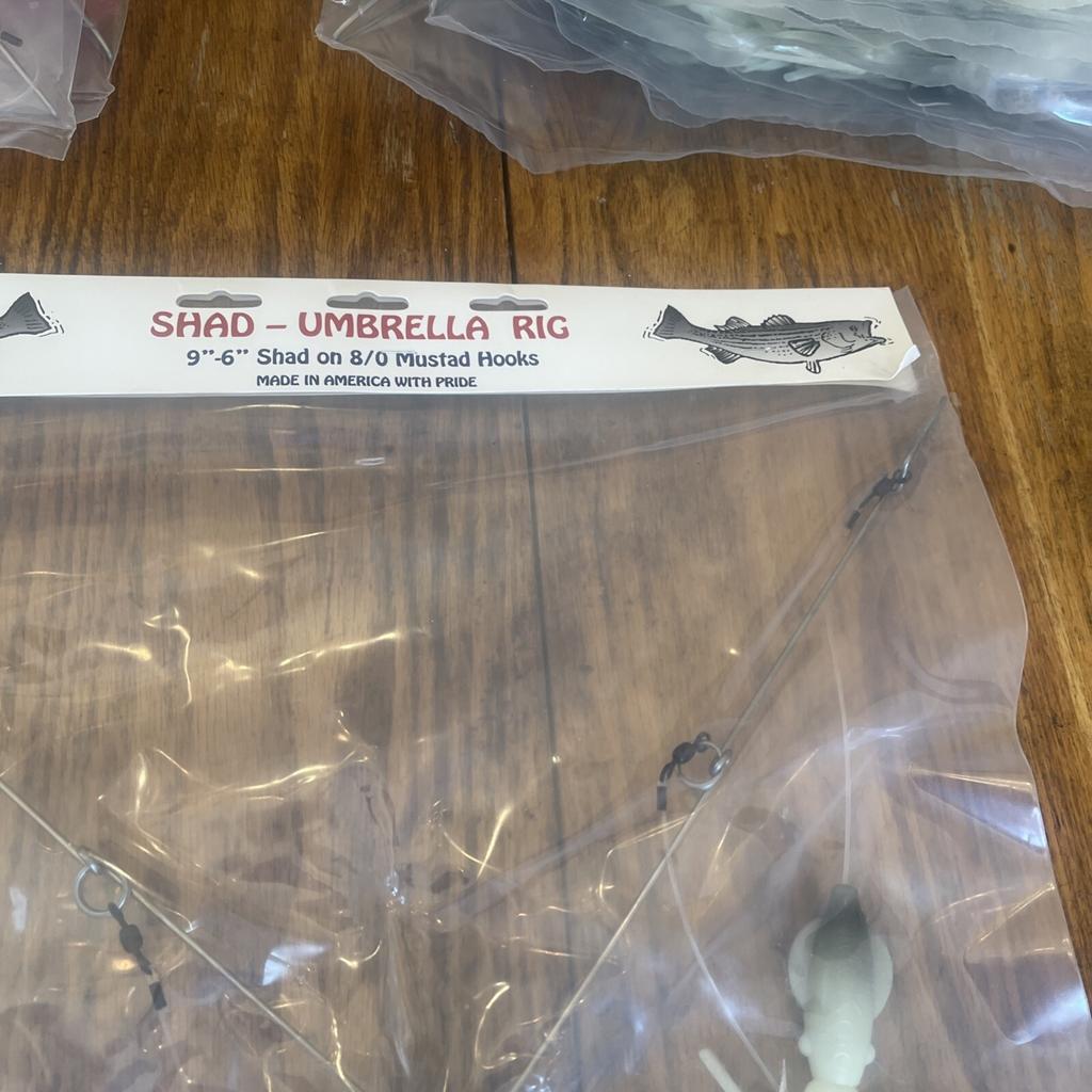 9” Umbrella Rig 4 Arm 11” With 5.5” Squid (9)  8/0 Mustad New Pkg Gray Glow New - Image 4