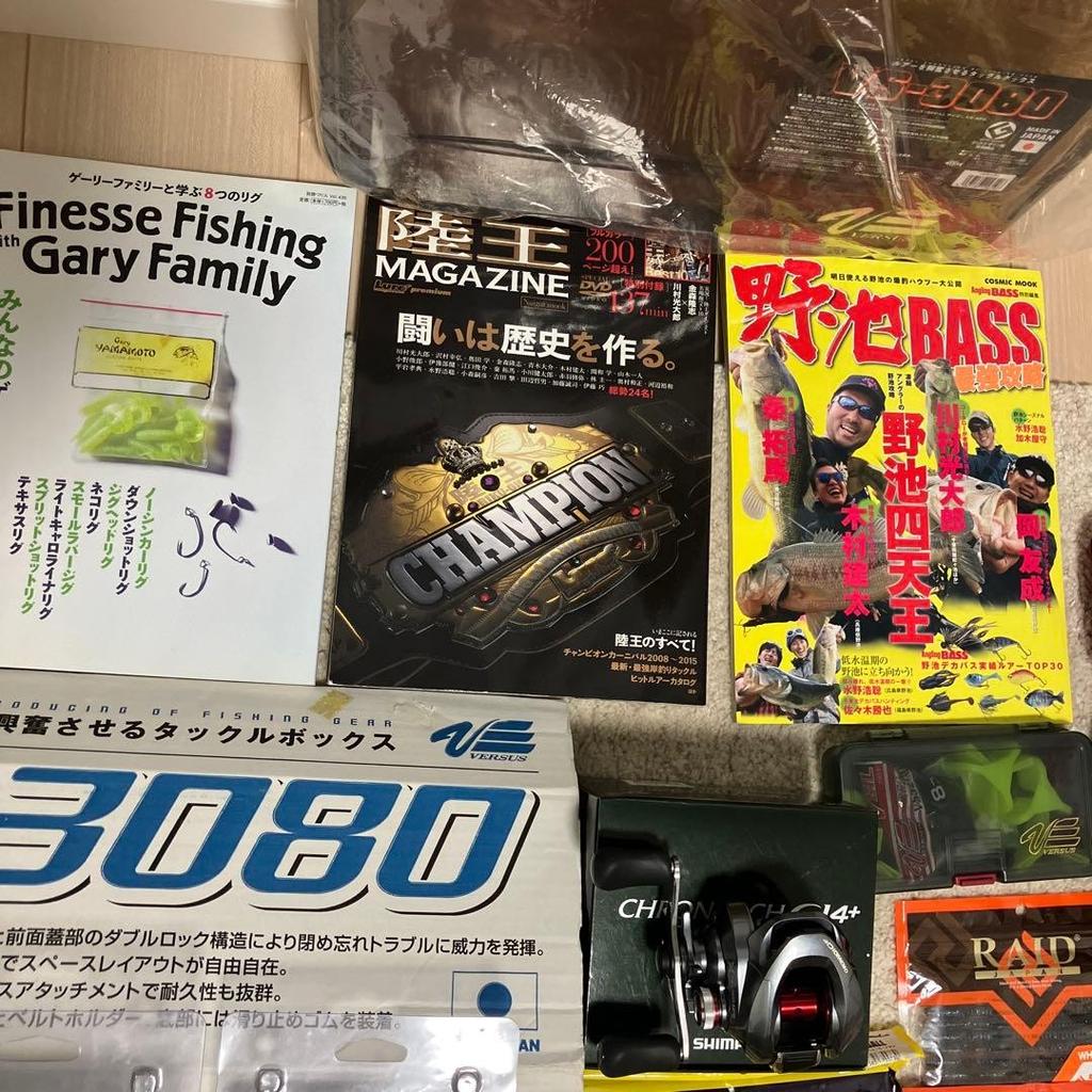 Bass fishing retirement settackle box, hard lures, soft lures, bait reel, etc. - Image 5