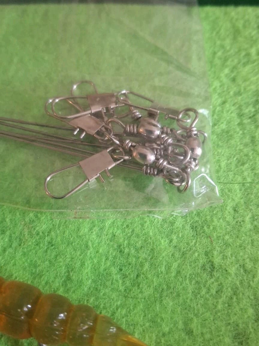 Alabama Umbrella Rig 5 Wire crankbait lure/with 6 Nice Lead Jigs! - Image 3