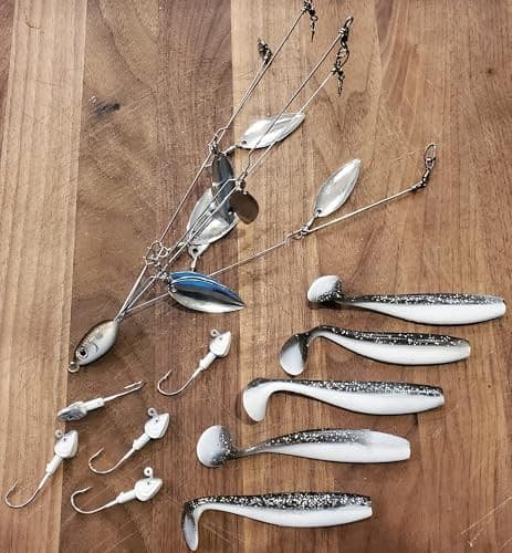 Fully Rigged 5 Arms 8 Bladed Umbrella Rig Bass Lure W/Swim Baits and Jig Heads  - Image 5