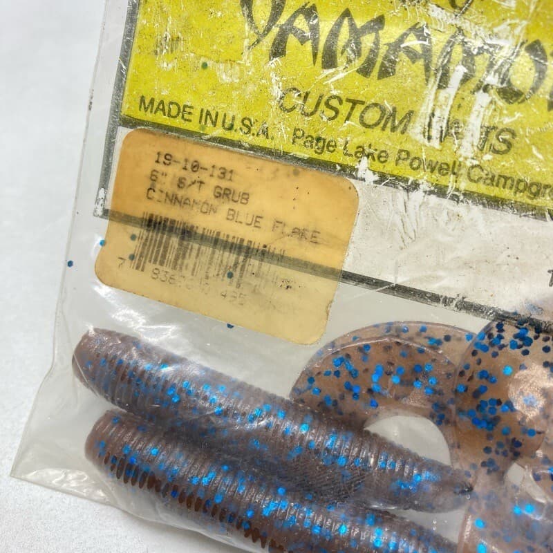 818326 Gary Yamamoto 6 Inch Jumbo Grab 4 Pieces 131 Cinnamon Blue Flake Conditio - Image 3
