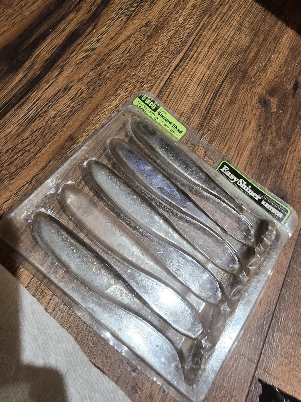 FISHING LURE PACKAGE DEAL GLIDEBAIT JERKBAIT TOP WATER - Image 11