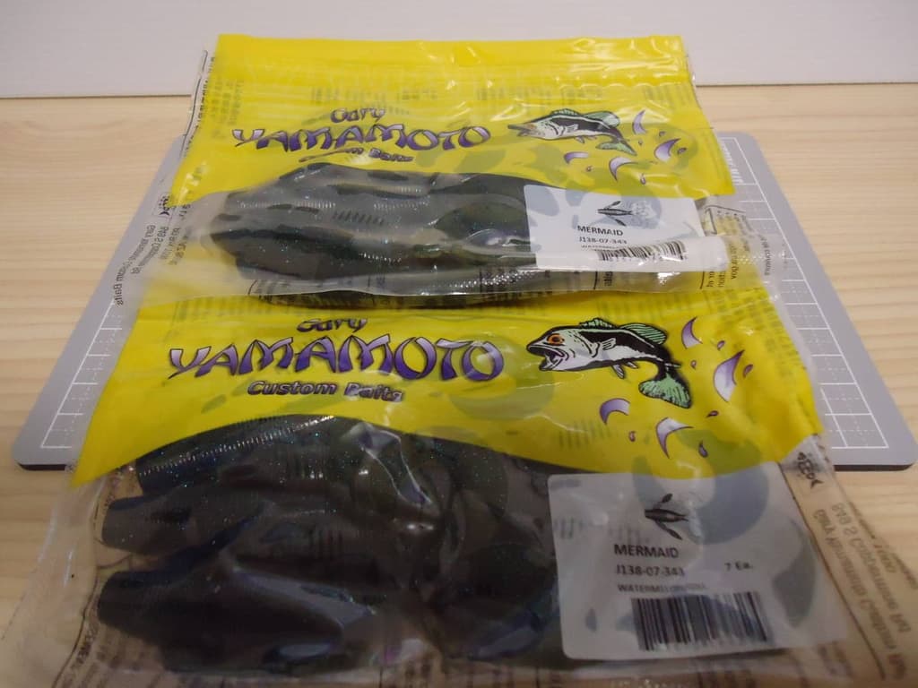 Gary Yamamoto Mermaid (343) Near Mint 2 bags - Image 1