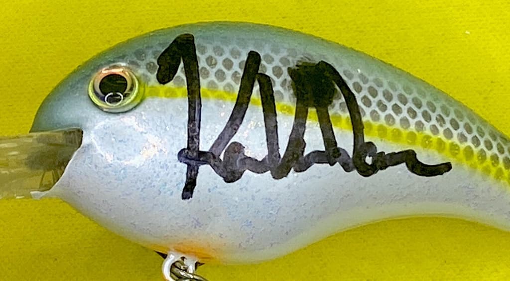 Vintage Rare NOS Strike King Kevin VanDam“AUTOGRAPHED”KVD Limited￼ Crankbait ￼ - Image 2