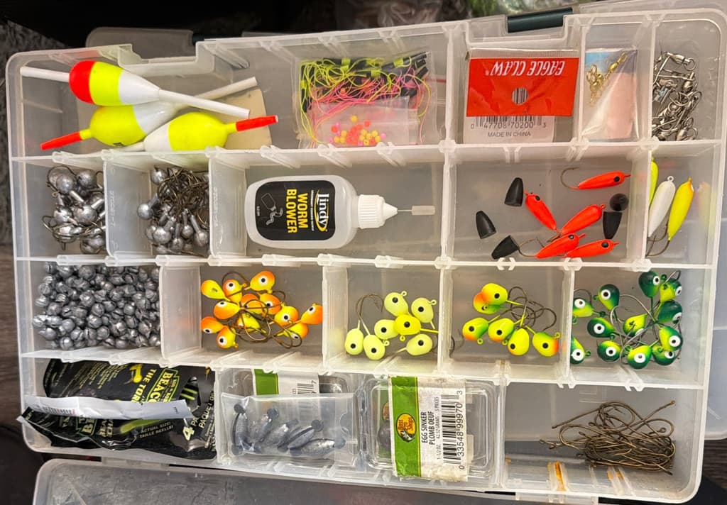 Large Walleye Tackle Box (6 Boxes, Plus 1 Small Empty). Rapala, Michigan Stinger - Image 12