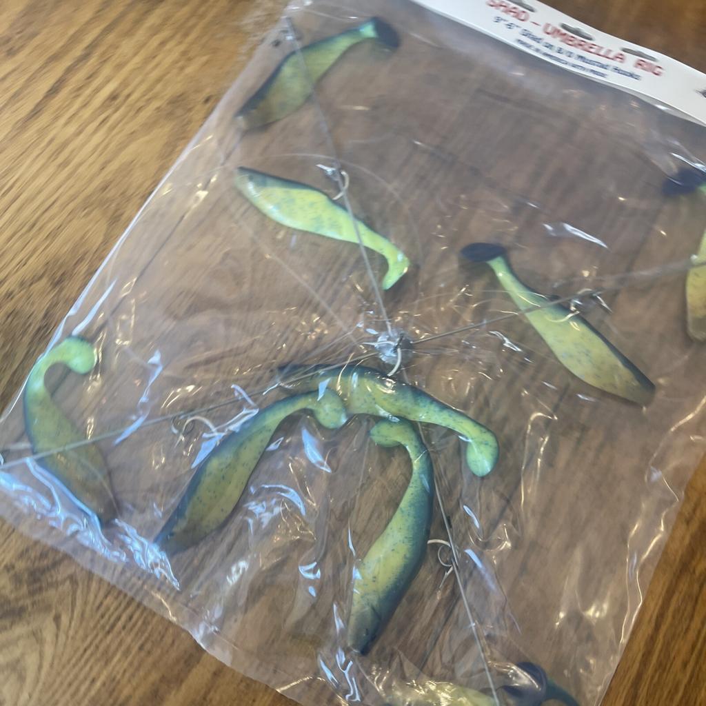 Umbrella Rig 4 Arm 11” With 6” Shad (9)  Chartr. Blue 8/0 Hook Mustad New In Pkg - Image 12