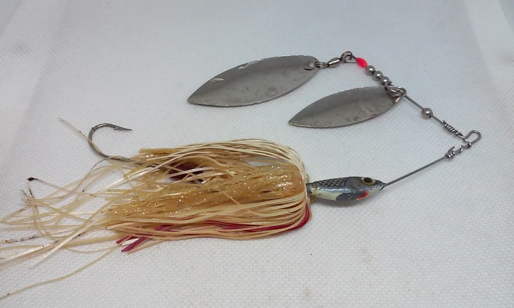 Vtg Bagley SpinnerBait Prizm Image Shad/Wht/Gld 1/2oz  Spinnerbait fishing Lure - Image 3