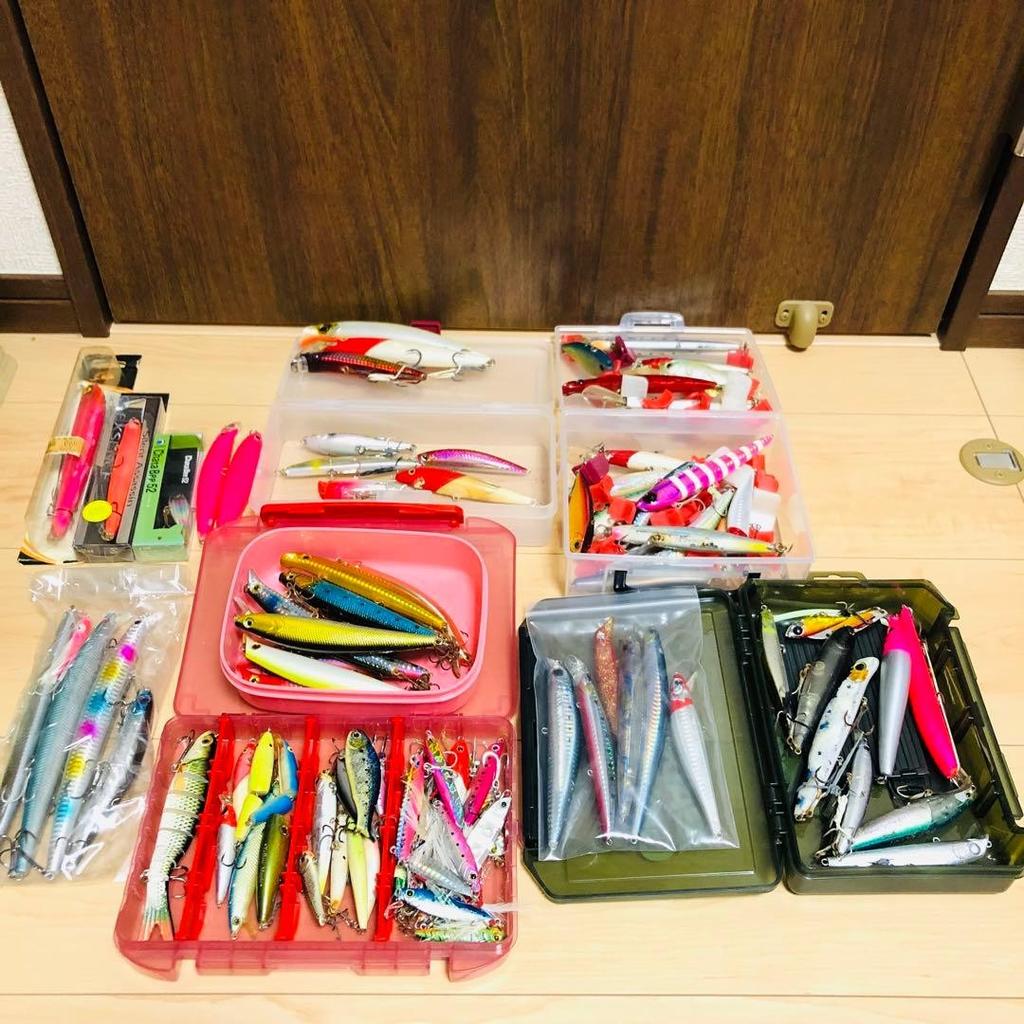 Retirement set, jigs, plugs, etc. Individual sales also available. Large - Image 1