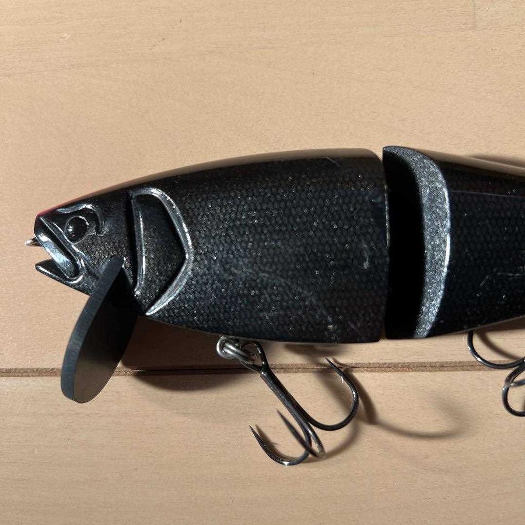 Rare Roman Made Roman Trick Black Red Tail Rubber Lip Swimbait Lure No Box Used - Image 2