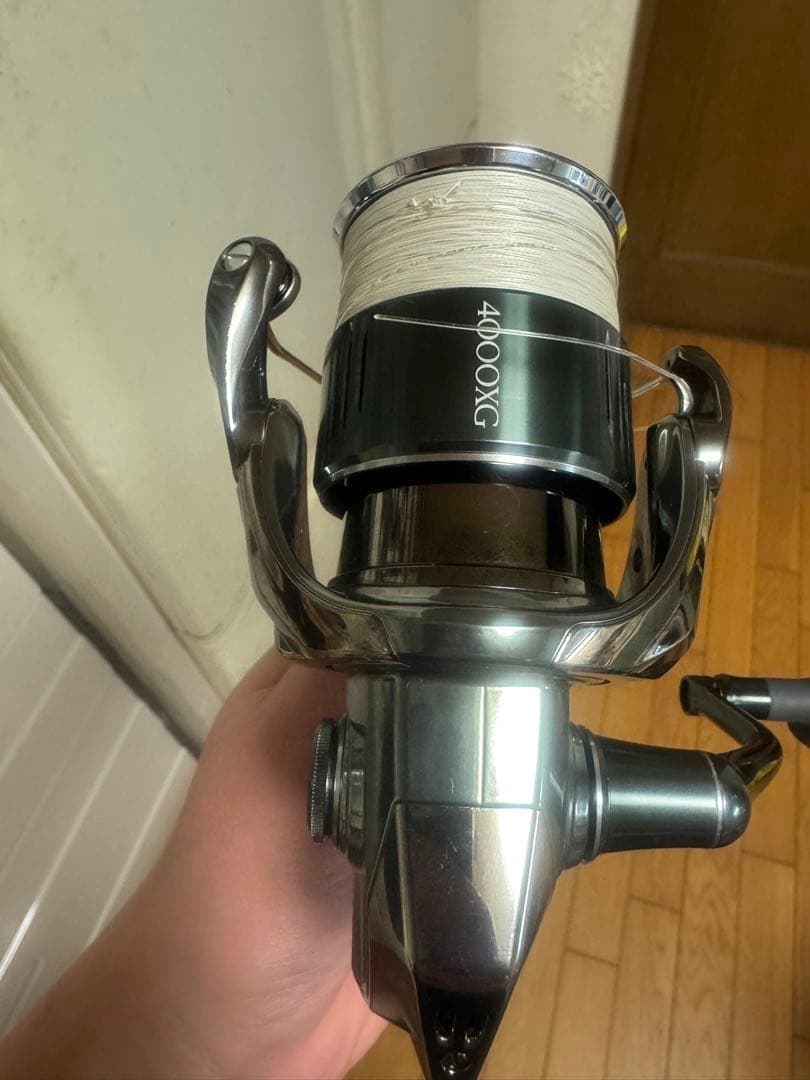 Shimano Stella 4000XG Spinning Reel Excellent Condition Light Use - Image 9