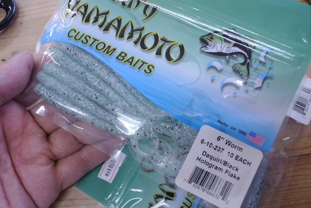 WMCLY18-095 Gary Yamamoto 6in Worm New 2 Packs - Image 2