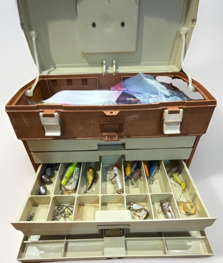 211 Piece Plano Tackle Box, bass lures, zoom soft plastics, hooks, jigs & more - Image 1