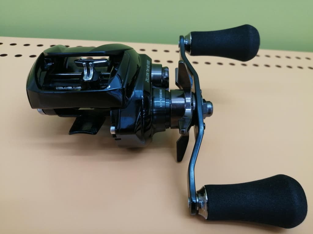 Daiwa 22 Zillion Tw Hd 1000Xhl Bait Reel - Image 3
