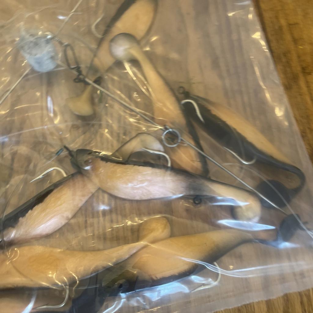 9” Umbrella Rig 4 Arm 11” With 6” Shad (9)  Pearl Black 8/0 Hook Mustad New Pkg - Image 7