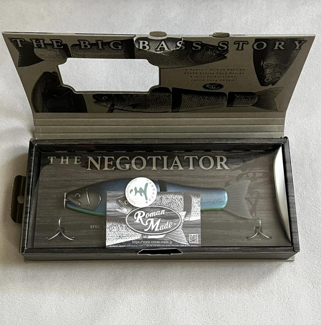 Roman Made Negotiator Guardian Blue Limited Color Swimbait Lure New in Box - Image 4