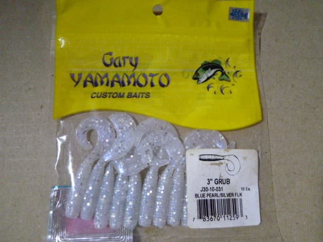 Gary Yamamoto 3 Inch Gloves 9 Pieces - Image 1
