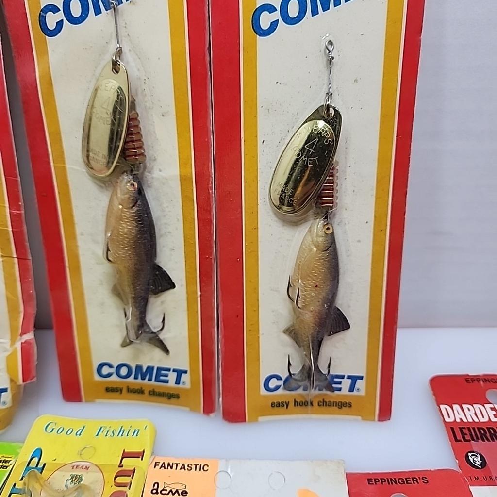 Fishing Lure Lot Vintage Mepps Comet Dardevle Spoon Jigs Jerkbait Spinnerbait - Image 9