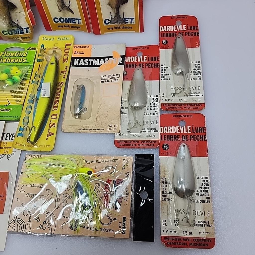 Fishing Lure Lot Vintage Mepps Comet Dardevle Spoon Jigs Jerkbait Spinnerbait - Image 2