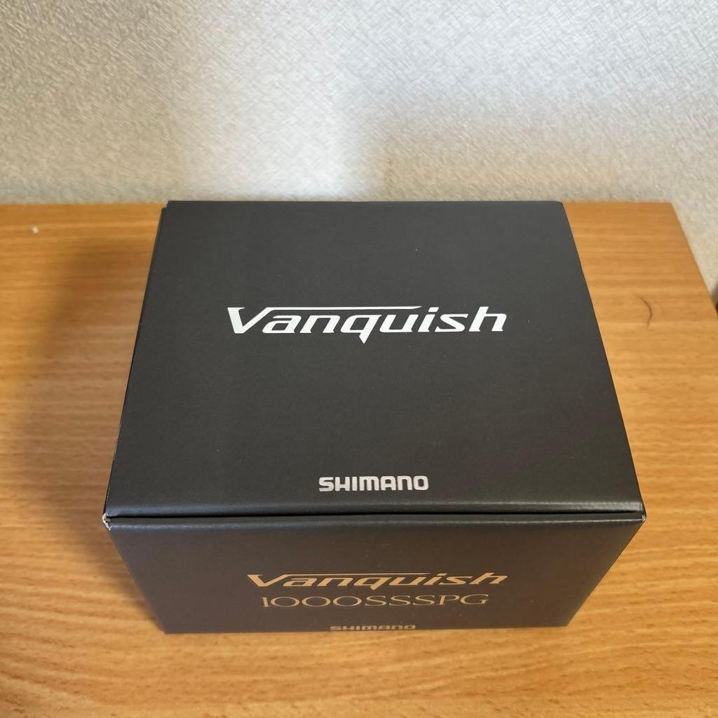Shimano Vanquish 1000SSSPG Spinning Reel  Unused Black Box - Image 1