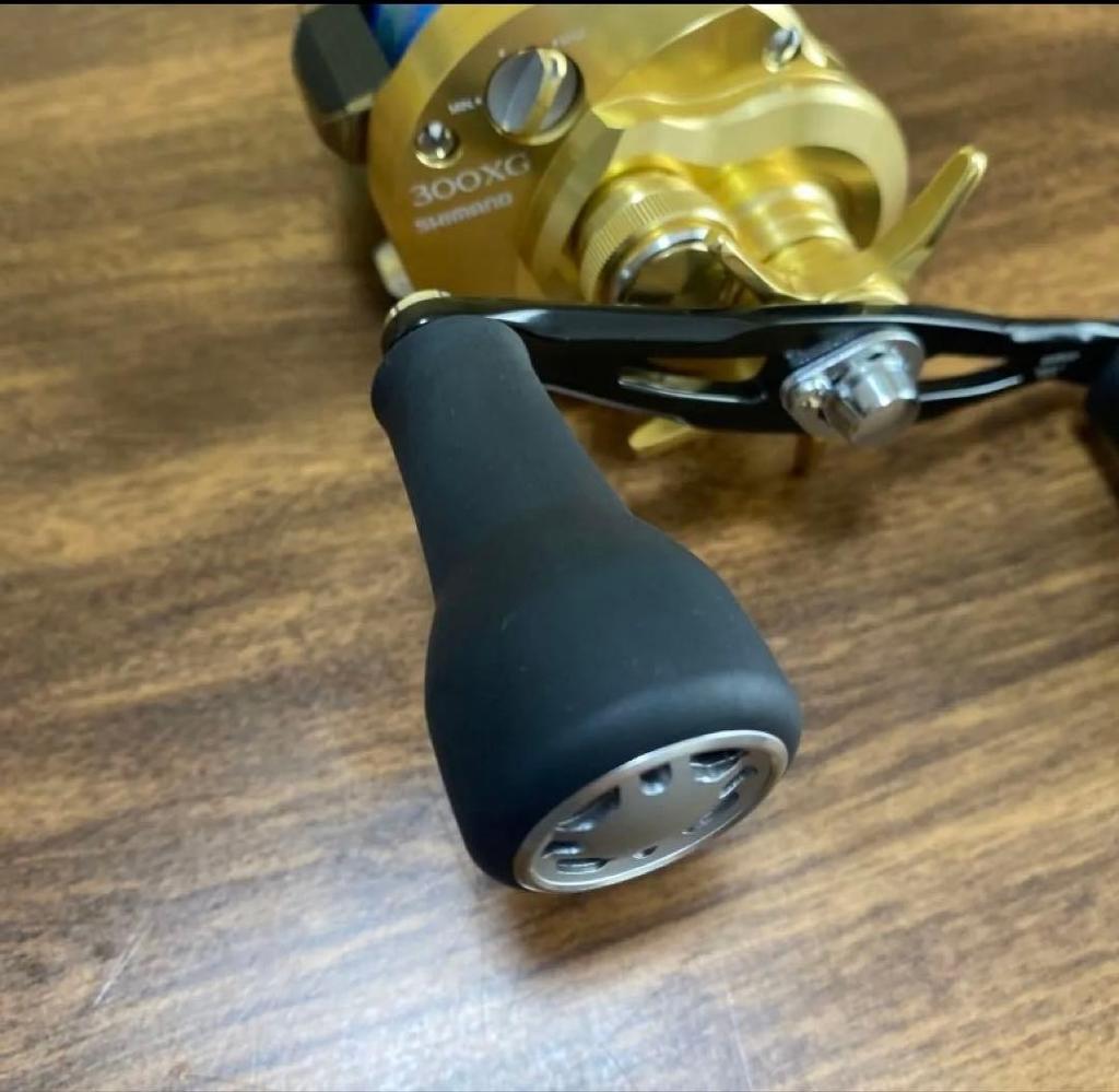 Shimano Calcutta Conquest MD 300g Baitcasting Reel Used with Handle, PE3 200m - Image 7