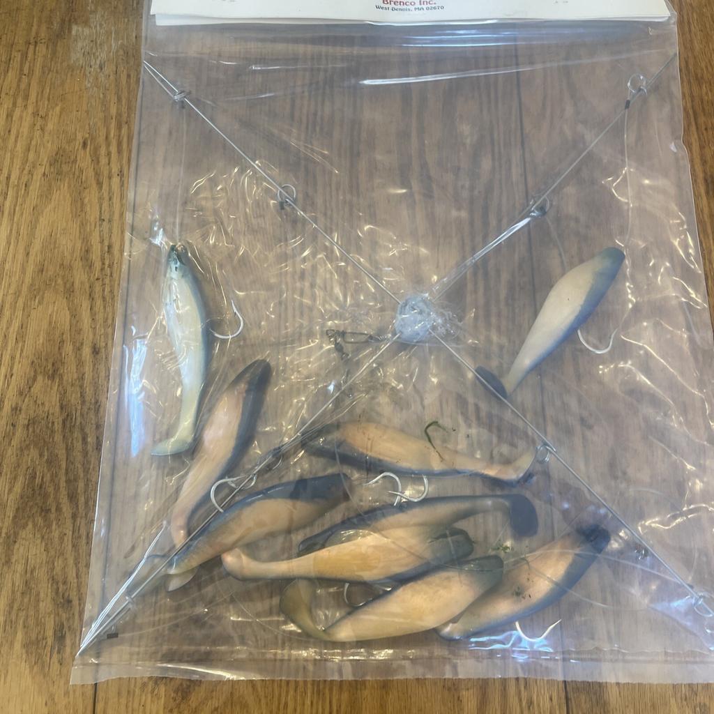 Umbrella Rig 4 Arm 11” With 6” Shad (9)  Pearl Blue 8/0 Hook Mustad New In Pkg - Image 6