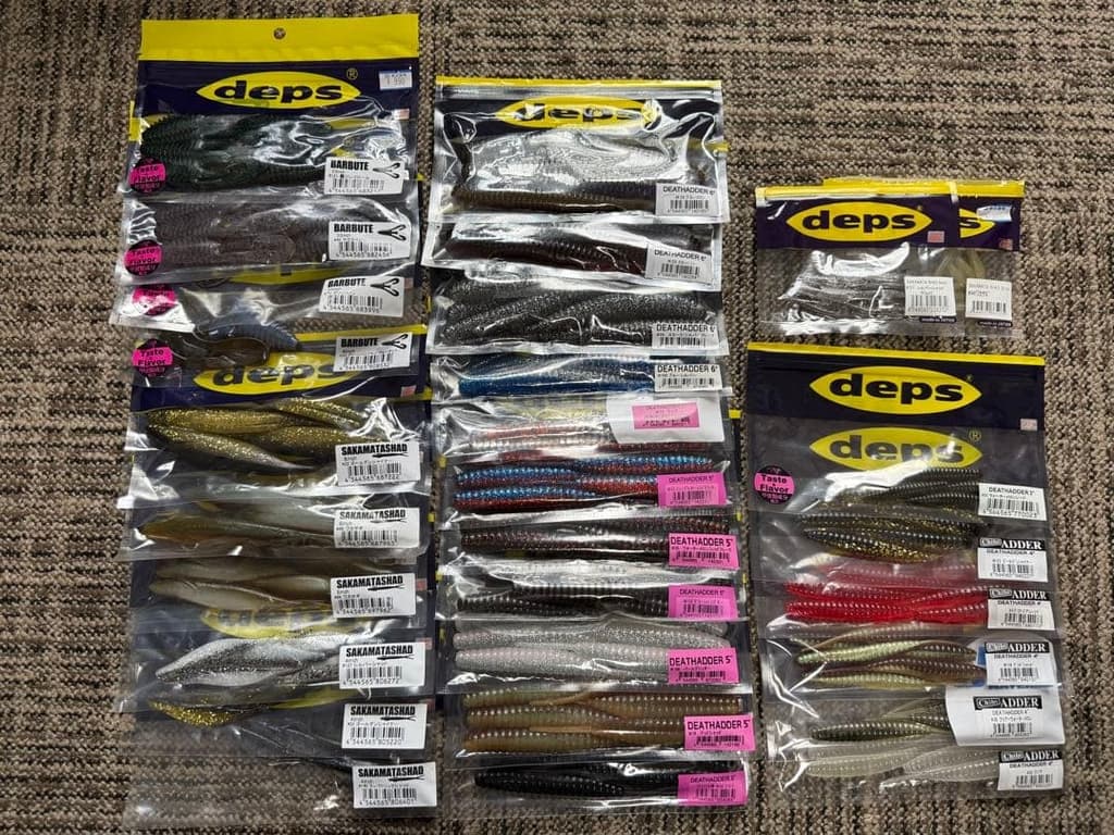 Fishing Lure Depth 50 bags of worms  5 tackle boxes  2 box cases - Image 1