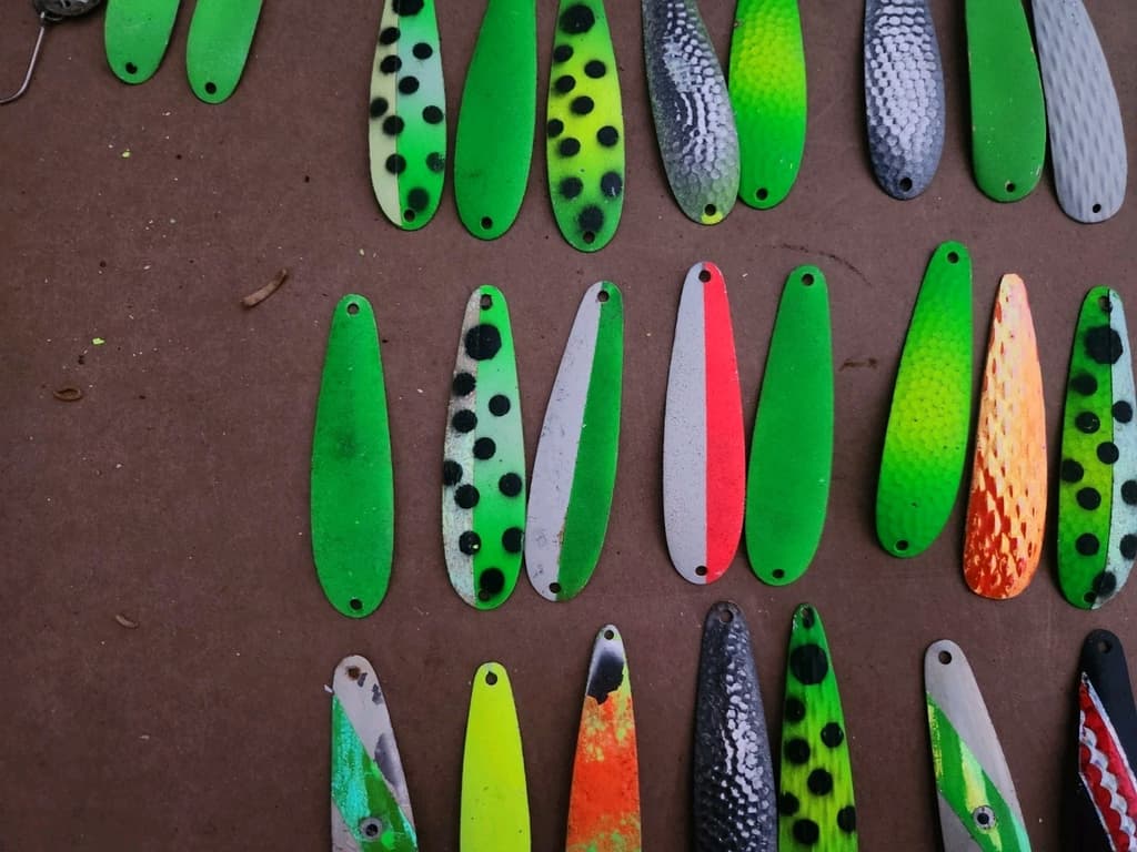 Fishing spoons size 3",4" lot of 63 used salmon trout trolling FREE SHIPPING! - Image 5