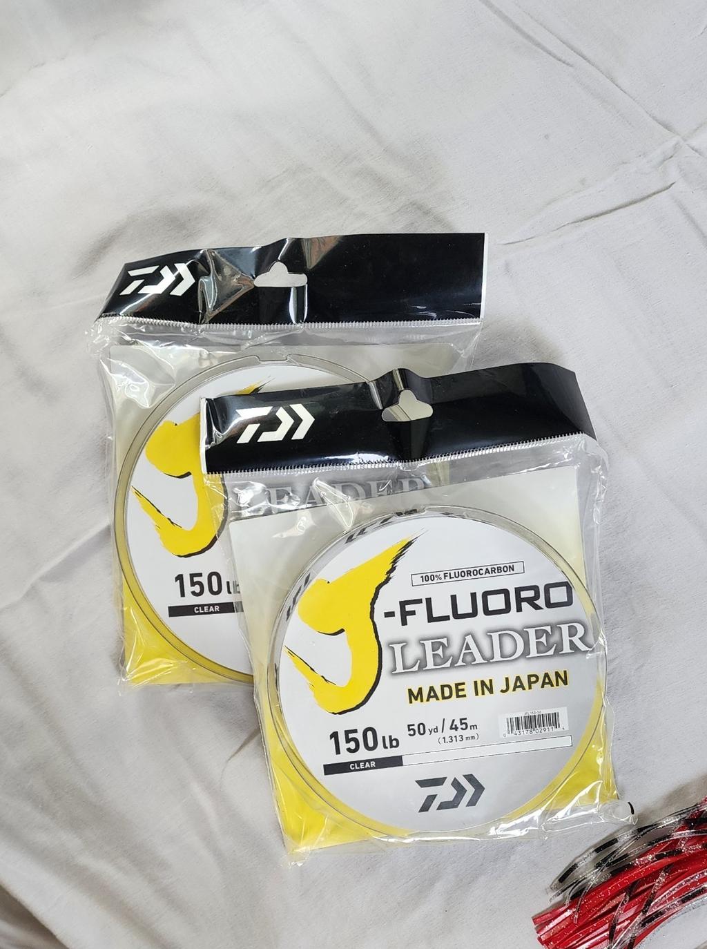 Set of 5 Red Eye Trolling Lures and Daiwa Flourocarbon 150lb Leader Fishing Line - Image 3