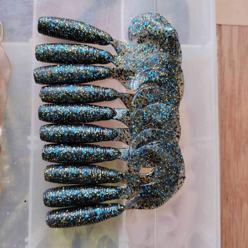 Gary Yamamoto 5 Inch   Grab 1 - Image 4