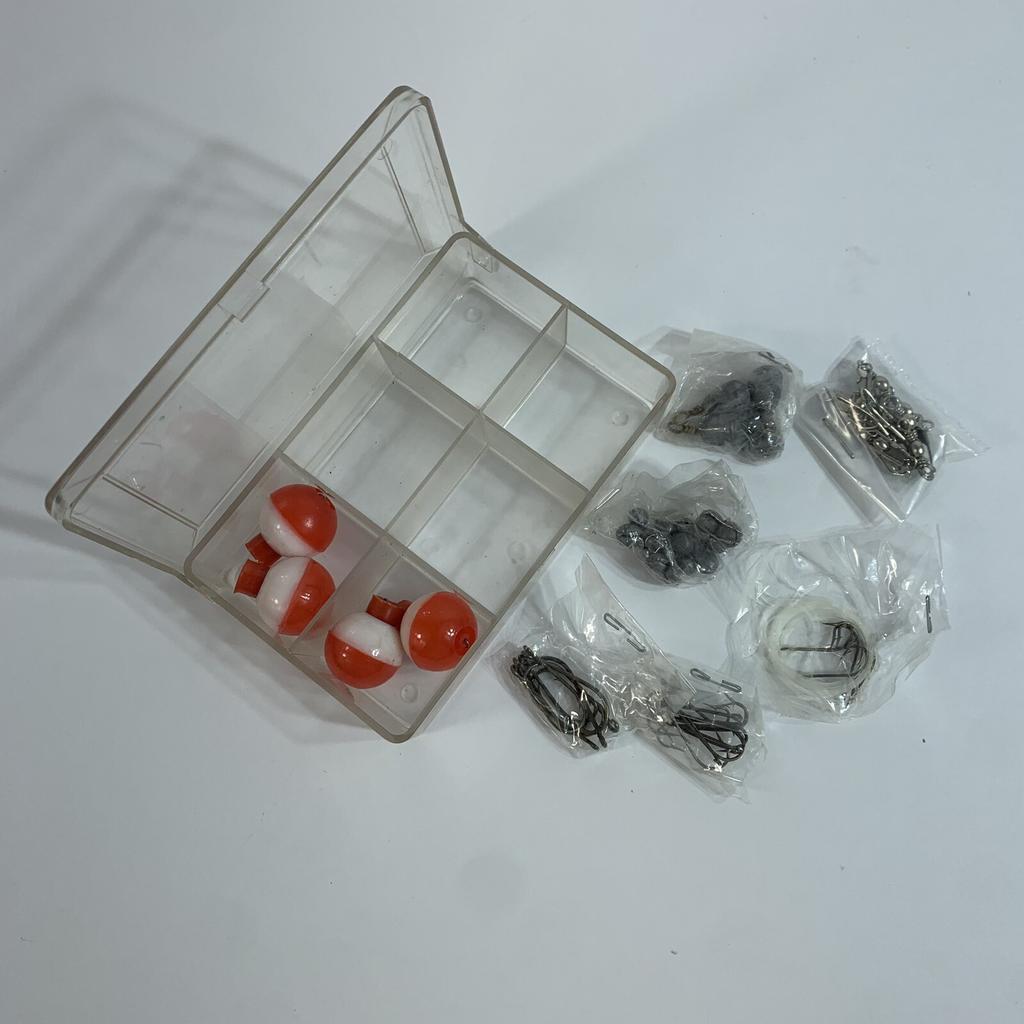 Various Fishing Accessories Kit, fishing bobbers, hooks, case - Image 3