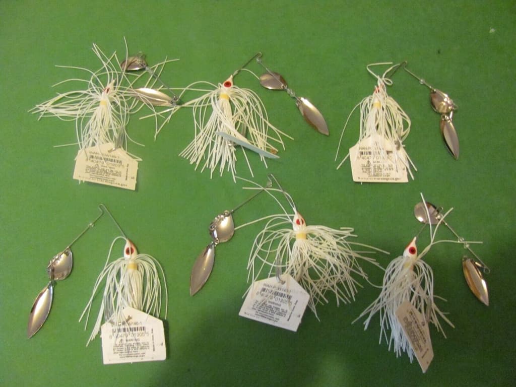 1) BAG OF 6 WAHOO SPINNERBAIT 1/4OZ WHITE COLOR. ( WAH-PCW146-1 ). - Image 1