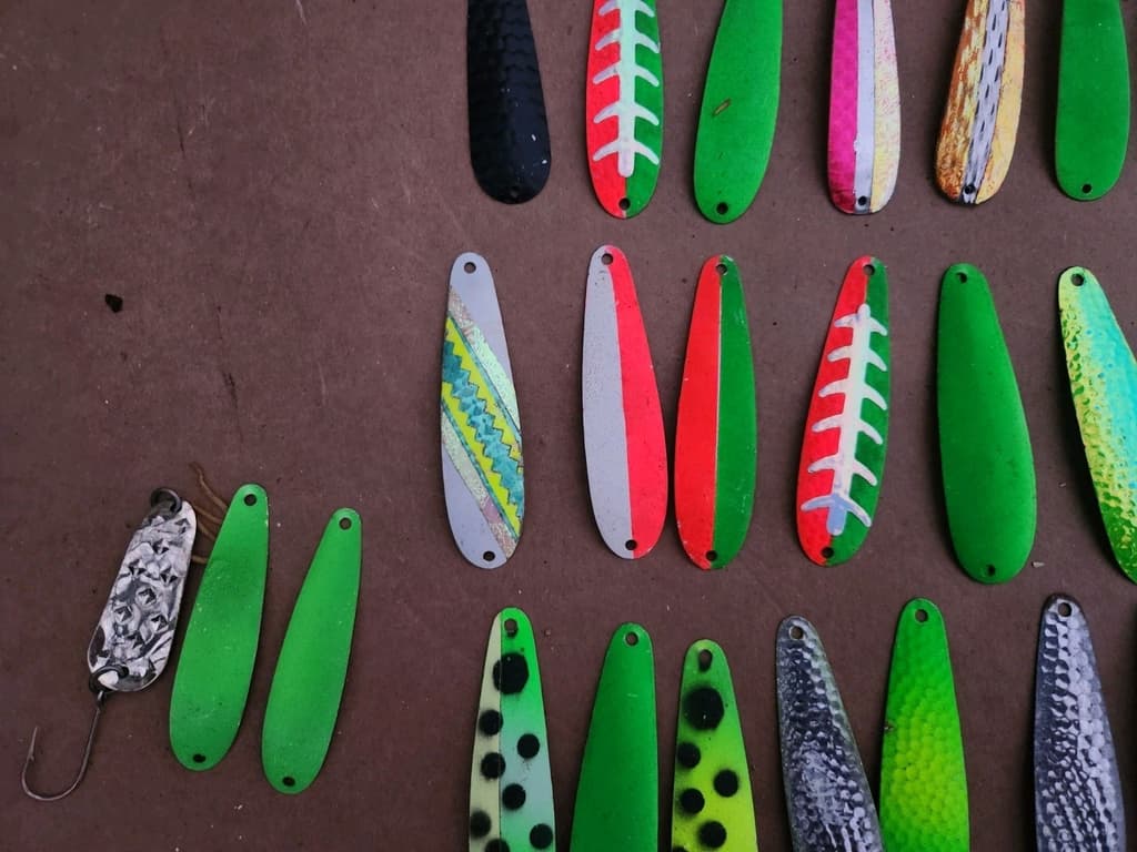 Fishing spoons size 3",4" lot of 63 used salmon trout trolling FREE SHIPPING! - Image 8