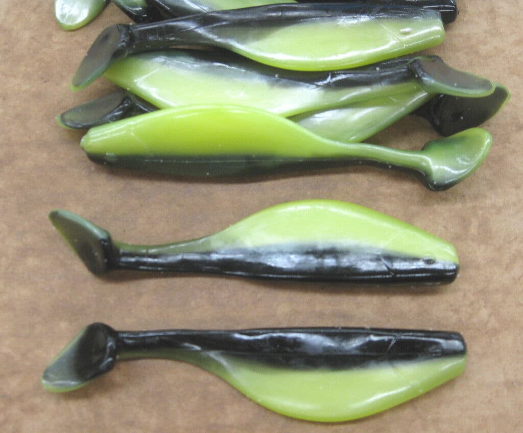 4" Shad Paddle Tail Swimbait great for Umbrella Rig 60 pk Sassy Black Chartreuse - Image 1