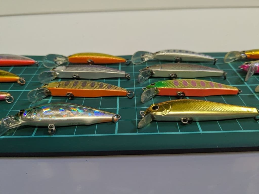 Set of 21 Stream Minnow Plugs - Image 6