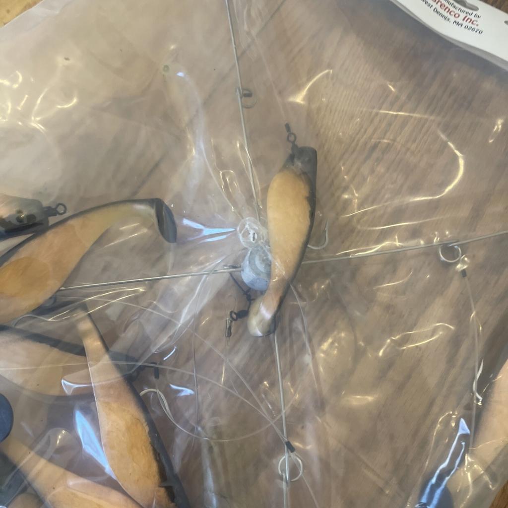 9” Umbrella Rig 4 Arm 11” With 6” Shad (9)  Pearl Black 8/0 Hook Mustad New Pkg - Image 19