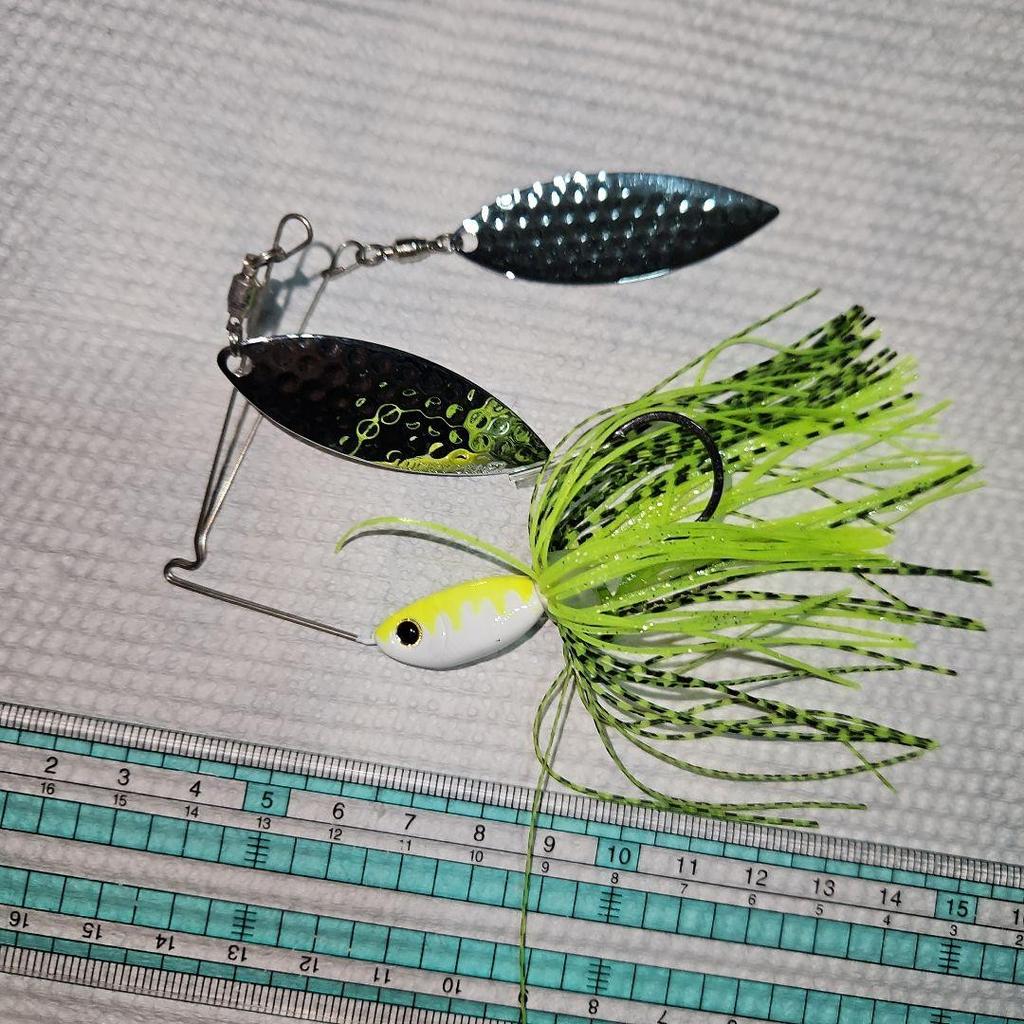 Lucky Craft Minnsha V-Arm Spinnerbait, Fish-Attracting Flashing, Used - Image 1