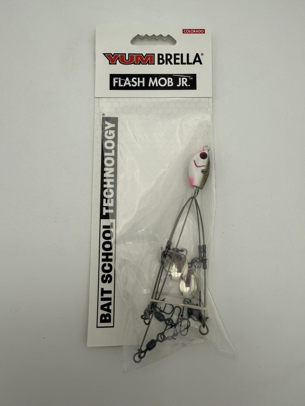 YUM YUMbrella Flash Mob Jr. Bladed Umbrella Rig Colorado Blade - Image 1