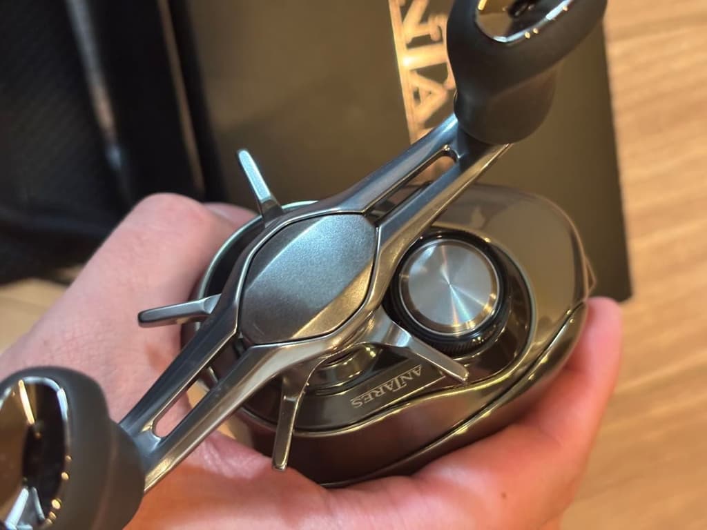 Shimano 25 Antares 100HG Right Handle Baitcasting Reel Made in Japan Excellent - Image 5