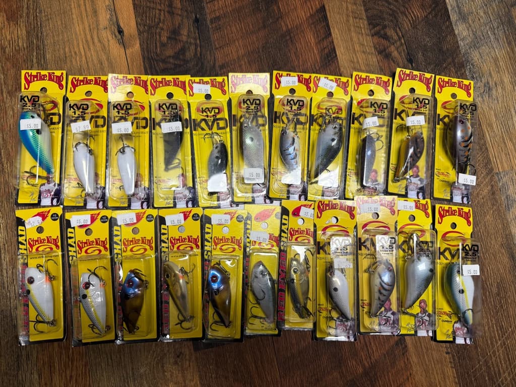 22 NEW Strike King KVD 1.5  2.5  Crawfish Crankbait Fishing Lures bass boat - Image 1