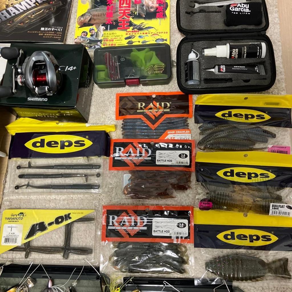 Bass fishing retirement settackle box, hard lures, soft lures, bait reel, etc. - Image 4