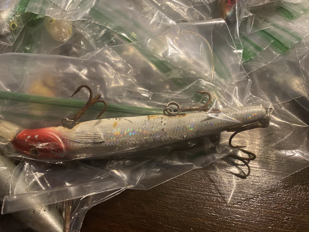 Mixed Lot of Hard & Soft Plastic Saltwater Lures - Image 3