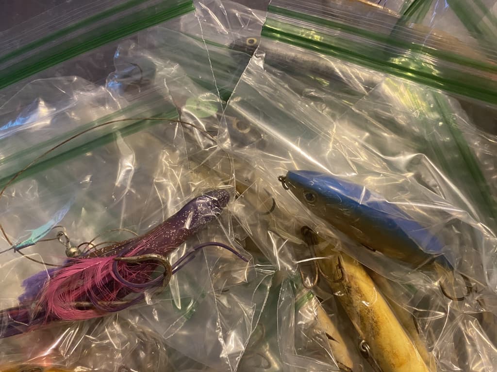 Mixed Lot of Hard & Soft Plastic Saltwater Lures - Image 7